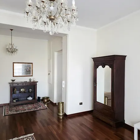 Elegant In Center Apartamento