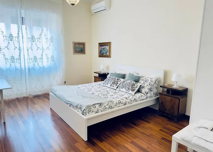 Elegant In Center * קליארי